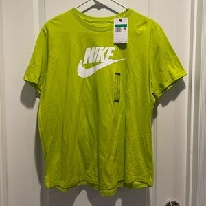 Nike new bright green t shirt size XL